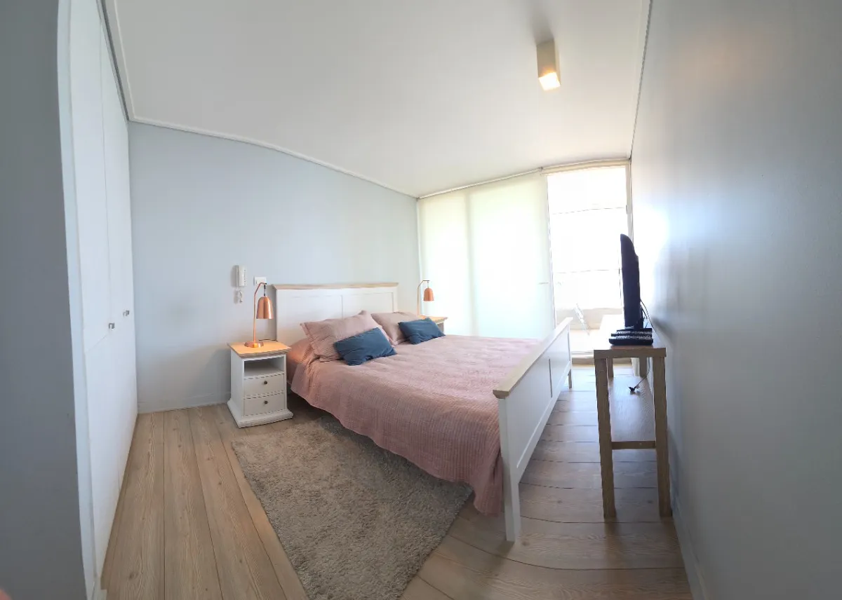 Departamento casi nuevo con vista al mar