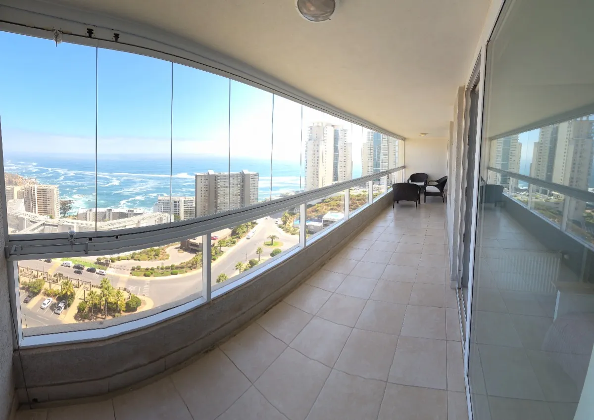 Departamento casi nuevo con vista al mar