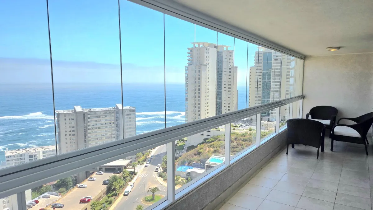 Departamento casi nuevo con vista al mar